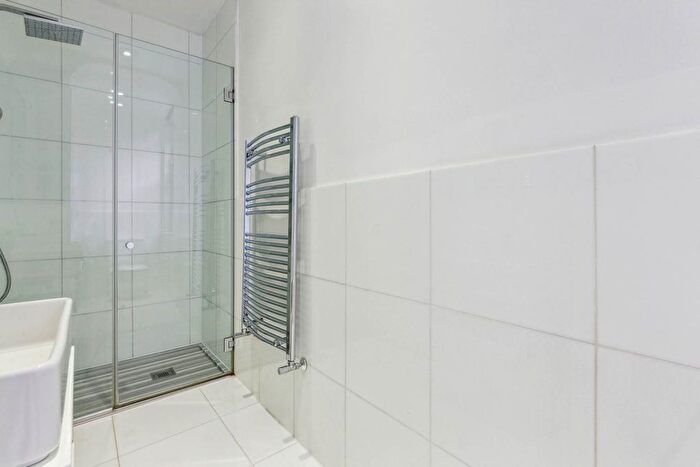 2 Bedroom Flat For Sale In Ennismore Gardens, Knightsbridge, London, SW7
