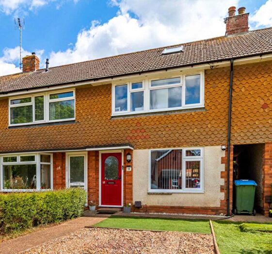 3 Bedroom Terraced House For Sale In Monks Walk, Upper Beeding, Steyning, BN44