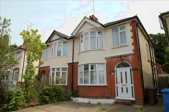3 Bedroom Semi-Detached House To Rent In Tuddenham Avenue, Ipswich, IP4