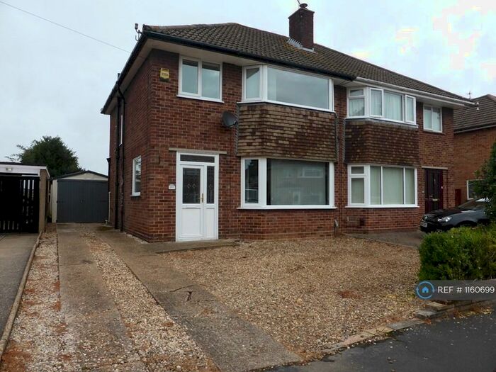 3 Bedroom Semi-Detached House To Rent In Charles Avenue, Norwich, NR7