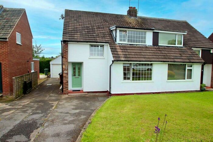 3 Bedroom Semi-Detached House To Rent In High Ash Mount, Leeds, LS17