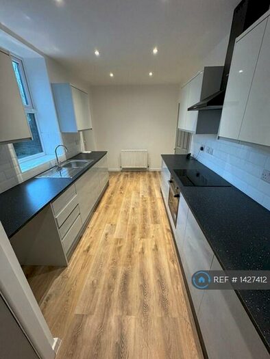 3 Bedroom Terraced House To Rent In Shepley Street, Lees, Oldham, OL4