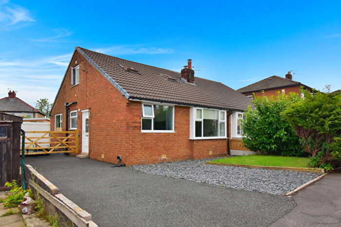 4 Bedroom Semi-Detached House For Sale In Thirlmere Drive, Withnell, Chorley, PR6