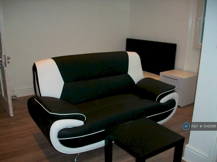 Studio To Rent In Chaddock Street, Preston, PR1