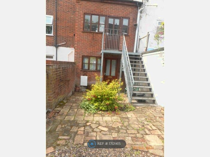 1 Bedroom Flat To Rent In Grove Road, Norwich, NR1