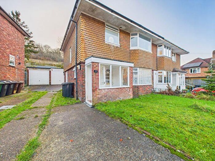 3 Bedroom Semi-Detached House For Sale In Ashurst Road, Brighton, BN2