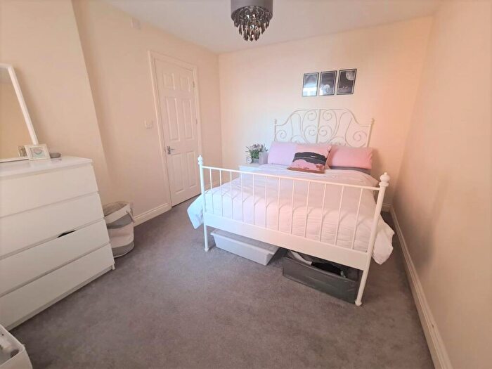 1 Bedroom Flat To Rent In Lynchford Road, Farnborough, GU14
