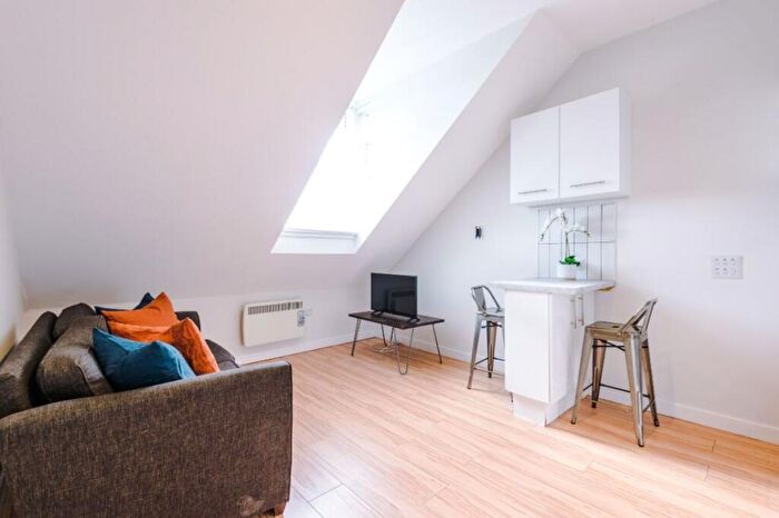 Studio To Rent In Jesmond Road, Newcastle, NE2