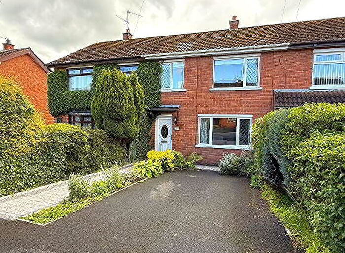 3 Bedroom Mid Terraced House For Sale In Fenbank, Lisburn, BT27