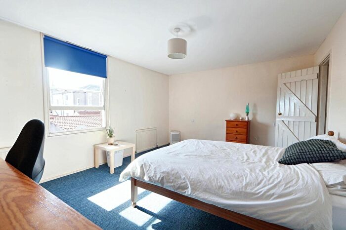 6 Bedroom Terraced House To Rent In Clarence Place, Bristol, BS2