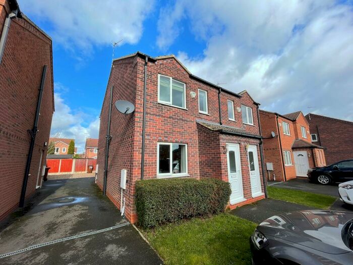 2 Bedroom Semi-Detached House To Rent In Hoselett Field Road, Long Eaton, NG10