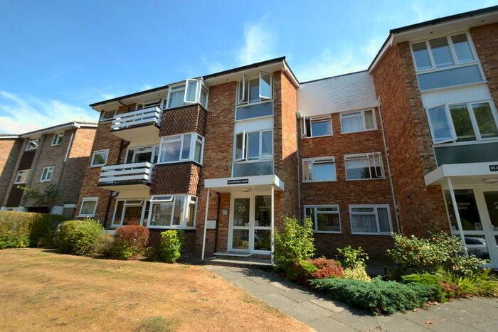 1 Bedroom Apartment To Rent In Lovelace Road, Surbiton, KT6