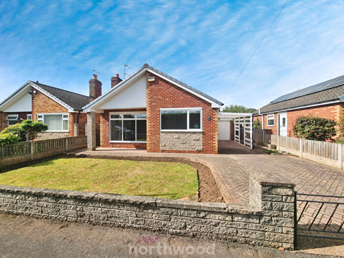 2 Bedroom Detached Bungalow To Rent In Newlands Avenue, Skellow, Doncaster, DN6