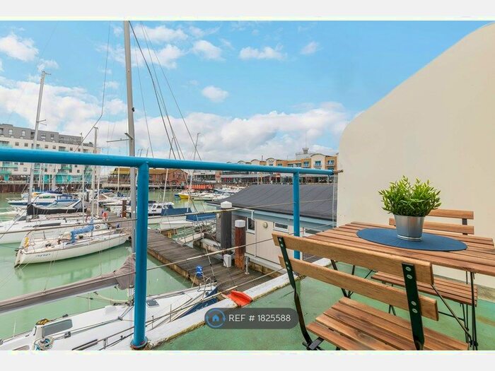 1 Bedroom Maisonette To Rent In Eastern Concourse, Brighton, BN2