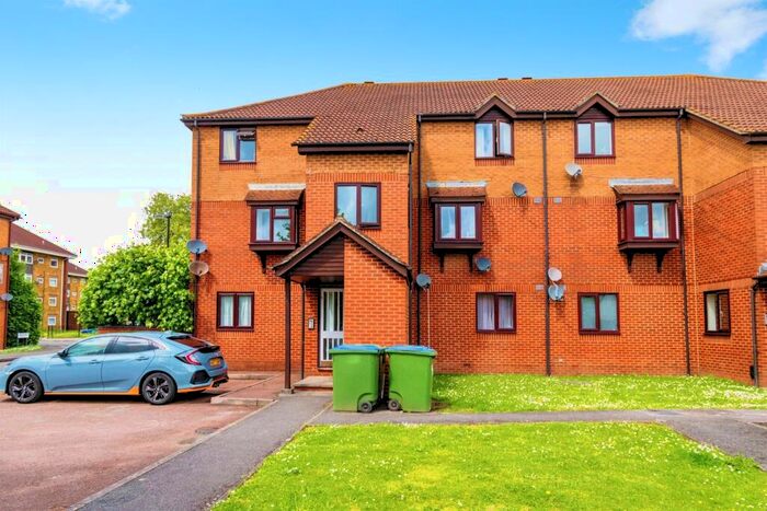 1 Bedroom Apartment For Sale In Brunel Road, Southampton, SO15
