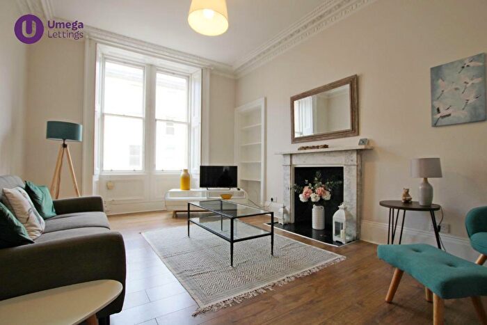 2 Bedroom Flat To Rent In Brougham Street, Tollcross, Edinburgh, EH3
