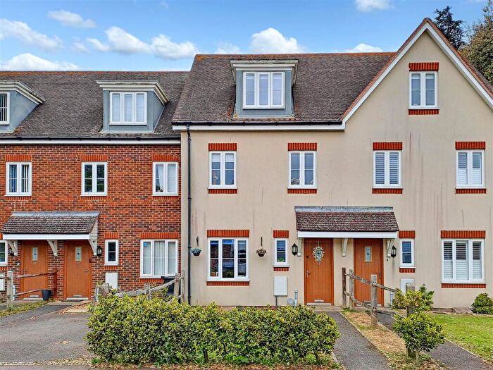 3 Bedroom Town House For Sale In Woodlands Avenue, Rustington, BN16