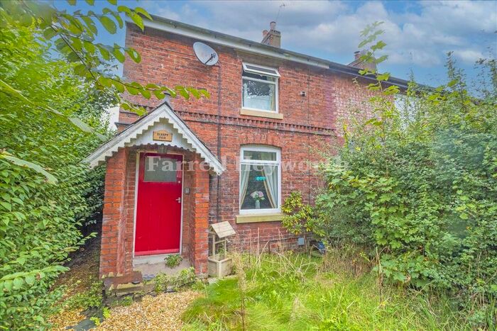 2 Bedroom Property For Sale In New Lane, Preston, PR3