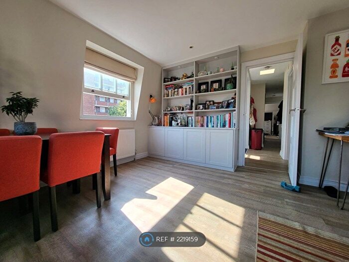 2 Bedroom Flat To Rent In Charlwood Street, London, SW1V