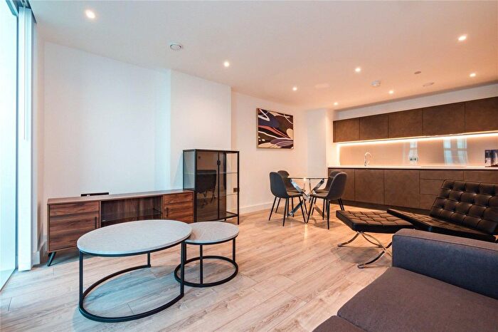 2 Bedroom Flat To Rent In Blade, Silvercroft Street, Manchester, M15