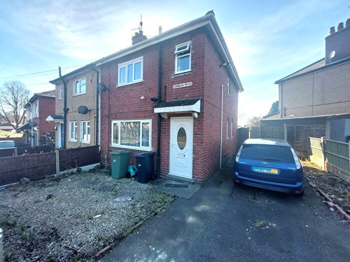 3 Bedroom Semi Detached House To Rent In Brierley Hill, Brierley Hill, DY5