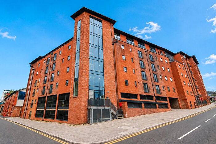 2 Bedroom Flat To Rent In Rialto Building, Newcastle Upon Tyne, NE1