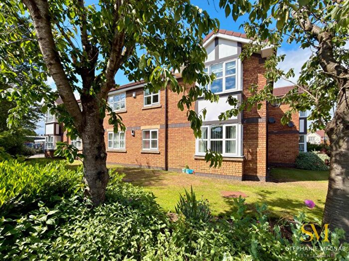 2 Bedroom Apartment For Sale In Kings Meadow, Ainsdale, Southport, PR8