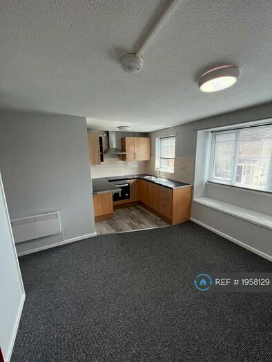 1 Bedroom Flat To Rent In Collingwood Avenue, Newport, NP19