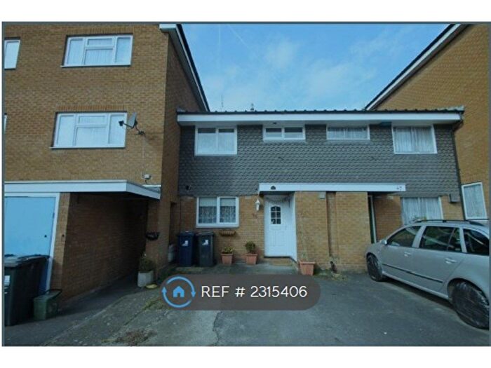 3 Bedroom Terraced House To Rent In Bannister Close, Greenford, UB6