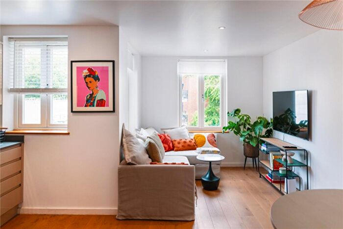 Apartment To Rent In Chalk Farm Road, Chalk Farm, London, NW1