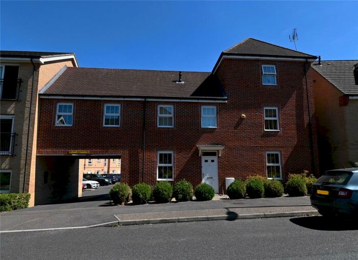 4 Bedroom House To Rent In Coppice Pale, Chineham, Basingstoke, Hampshire, RG24