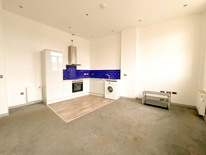 1 Bedroom Flat To Rent In Flat Danum House, DN1