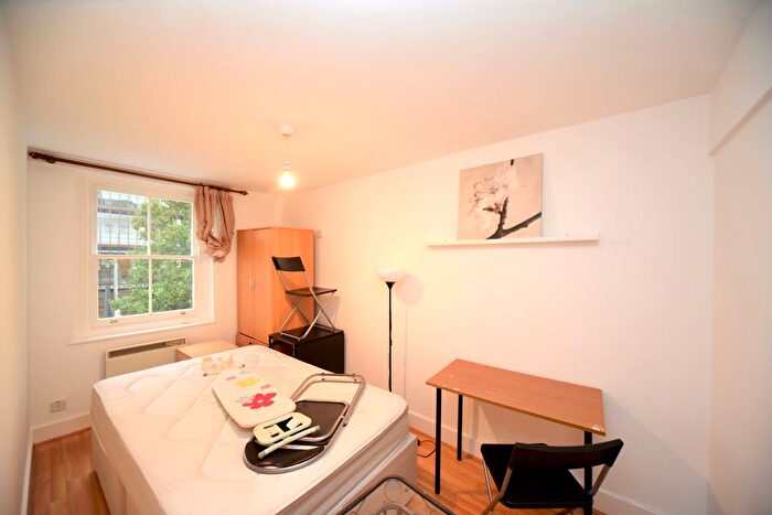 2 Bedroom Flat To Rent In New Cavendish Street, Westminster, London, W1W