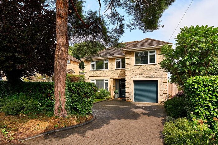 4 Bedroom Detached House For Sale In Box Road, Bath, BA1
