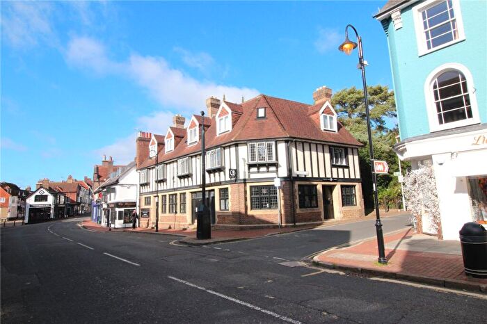 2 Bedroom Apartment For Sale In High Street, East Grinstead, West Sussex, RH19