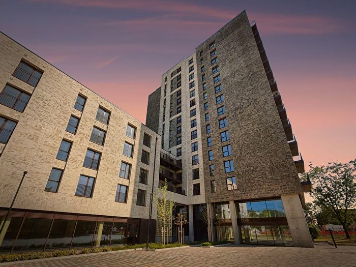 2 Bedroom Flat To Rent In Burnt Mill, Harlow, CM20