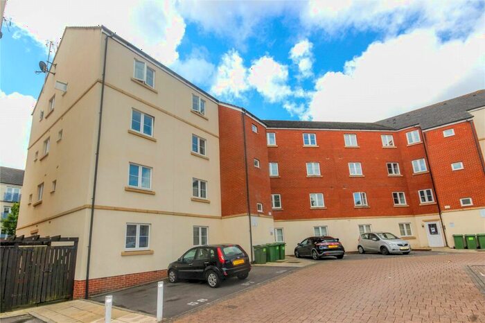 1 Bedroom Apartment To Rent In Arnold Road, Mangotsfield, Bristol, BS16