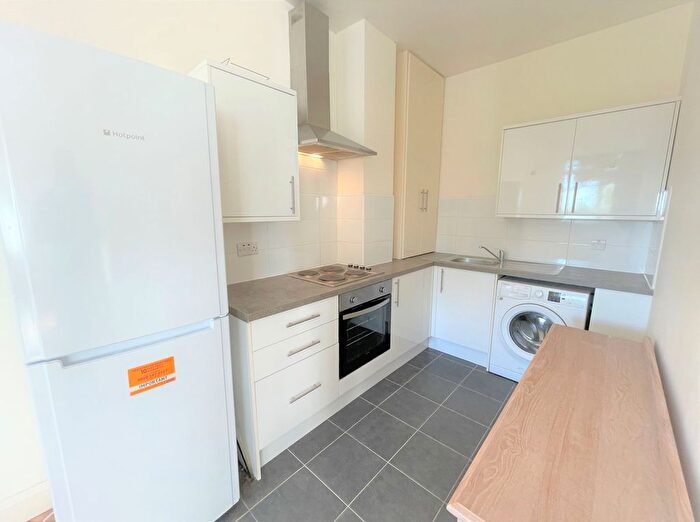 2 Bedroom Flat To Rent In Nicholls Avenue, Uxbridge, UB8