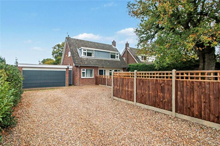 3 Bedroom Detached House For Sale In Oaklands, Framingham Earl, Norwich, Norfolk, NR14