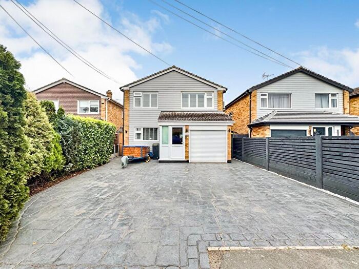 4 Bedroom Detached House For Sale In Nipsells Chase, Mayland, Chelmsford, CM3