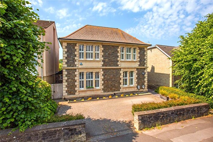 4 Bedroom Detached House For Sale In Linden Road, Clevedon, North Somerset, BS21