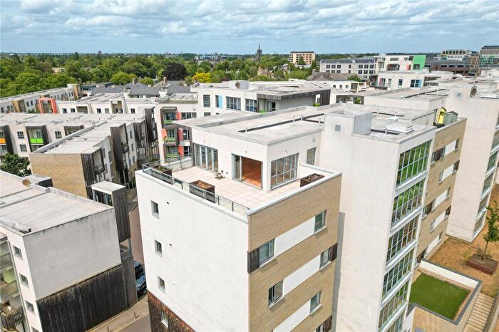 2 Bedroom Apartment For Sale In Glenalmond Avenue, Cambridge, CB2
