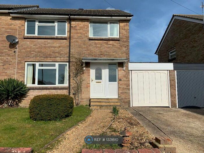 3 Bedroom Semi-Detached House To Rent In St. Hilda Avenue, Waterlooville, PO8