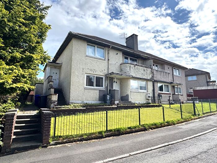 2 Bedroom Flat For Sale In Greenend Avenue, Johnstone, Renfrewshire, PA5