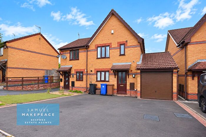 3 Bedroom Semi-Detached House For Sale In Moorland View, Bradeley, Stoke On Trent, ST6