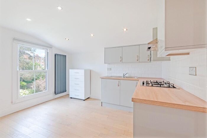Studio To Rent In Hillfield Road, West Hampstead, NW6