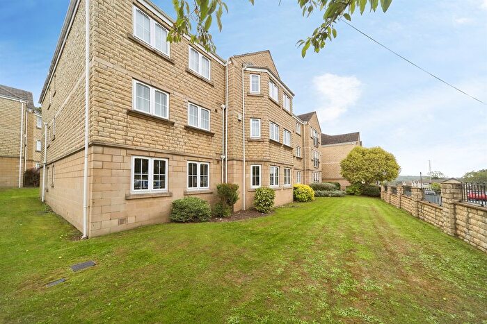 2 Bedroom Flat For Sale In Britannia Mews, Pudsey, LS28