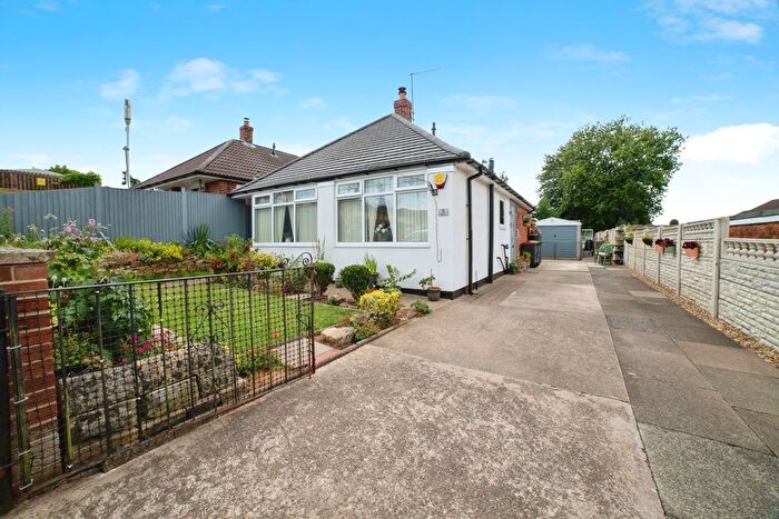 2 Bedroom Bungalow For Sale In Skegby Road, Huthwaite, Nottinghamshire, NG17