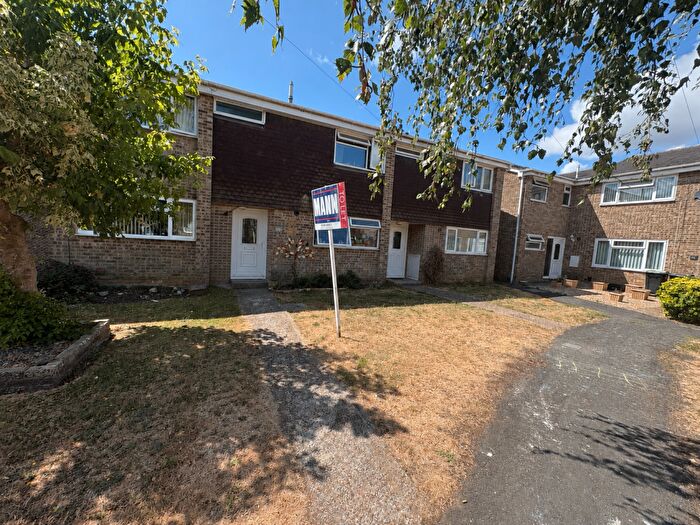 3 Bedroom House To Rent In Birchglade, Calmore, SO40