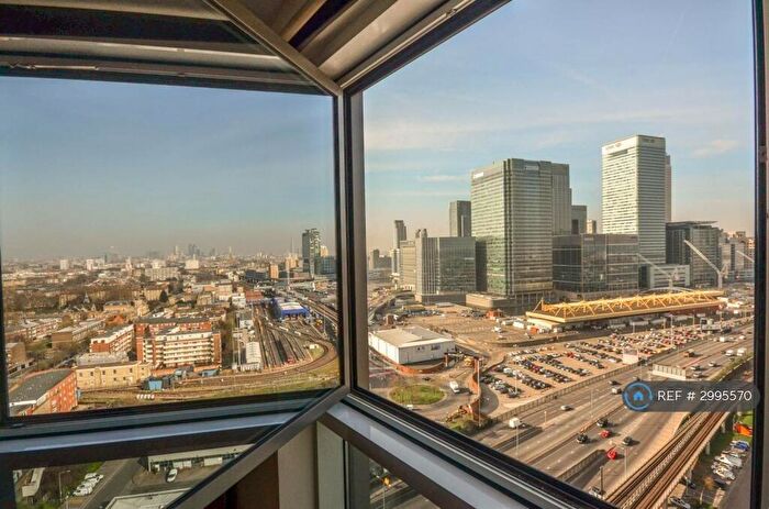 2 Bedroom Flat To Rent In Wharfside Point South, London, E14